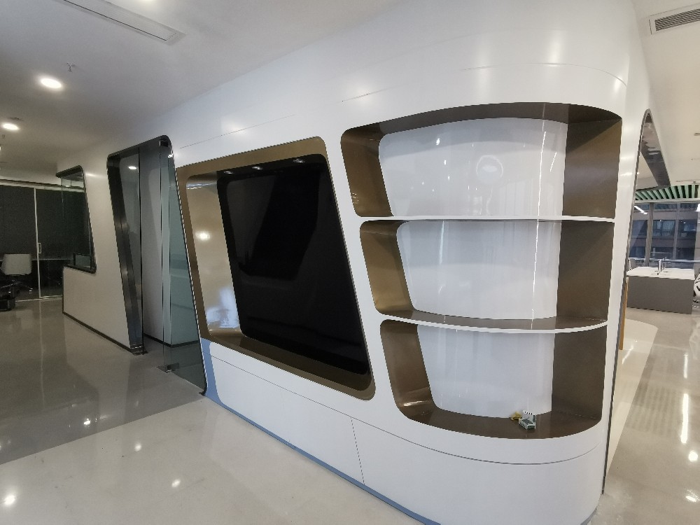 设计师要把握定做展示柜设计要点