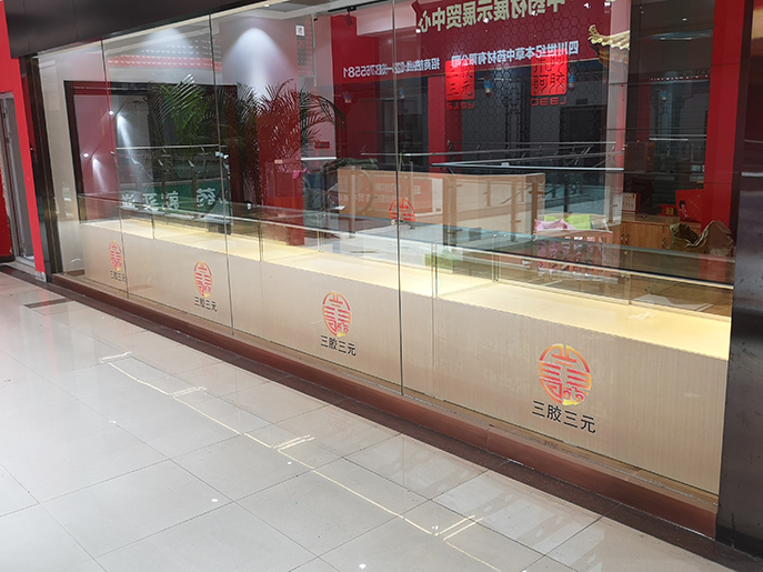 何时是订做医疗展柜的好时期