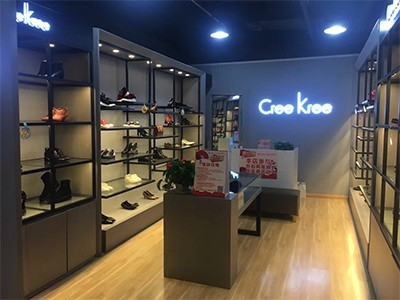 服装展柜