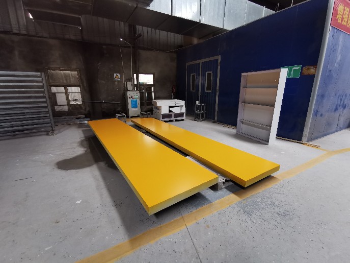 为何展柜厂在单个展柜报价会相对较高