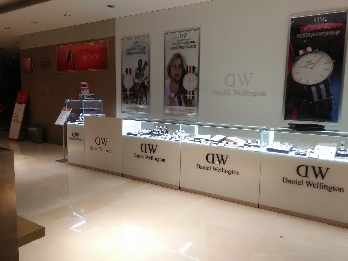 上海玻璃展示柜