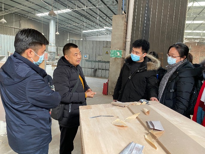 上海展示柜厂家