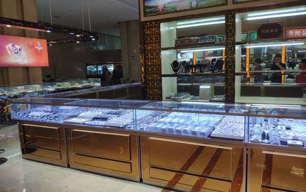 上海哪家专做珠宝展柜厂家 (上海哪个厂家专门做珠宝展示柜？)