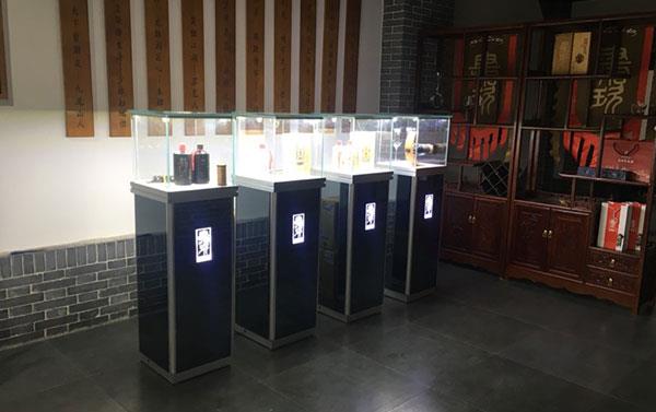 博物馆展柜制作厂家怎么找? (如何找到博物馆展柜的生产厂家？)