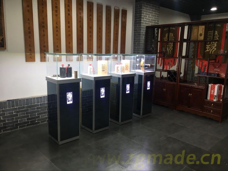【快效·实用·便捷】灵闪玻璃精品展示柜台 (【见效快,实用方便】灵山玻璃精品展示柜)