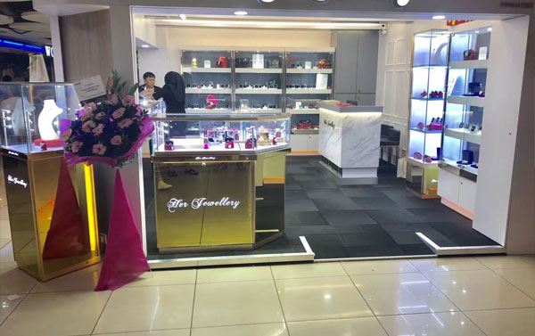 珠宝展柜定做怎么找厂家? (定制珠宝展示柜怎么找厂家？)
