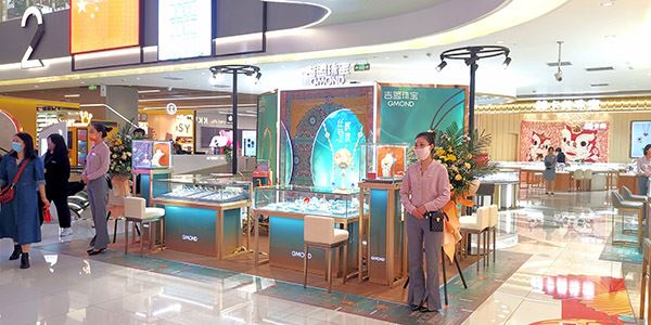 GMOND—特殊渐变色定制珠宝首饰展示柜 (gmond——特殊渐变定制珠宝展示柜)