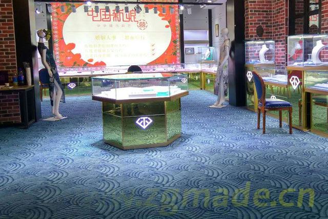 圆形珠宝展柜优点需从三个方面深入了解 (圆形珠宝展柜的优势需要从三个方面深入了解。)