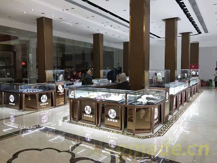 珠宝展柜厂家如何让产品“活起来”？ (珠宝展柜厂家如何让自己的产品「活起来」？)