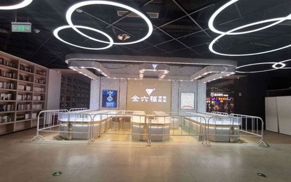 珠宝展柜公司哪些专业且做工好 (珠宝展柜公司有哪些特长，做工好的？)