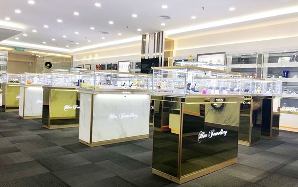 珠宝展柜无现货需要定制的原因 (珠宝展示柜缺货需要定制的原因)