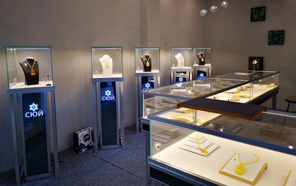 未来珠宝展柜行业发展简略趋势 (珠宝展柜行业未来发展趋势简述)