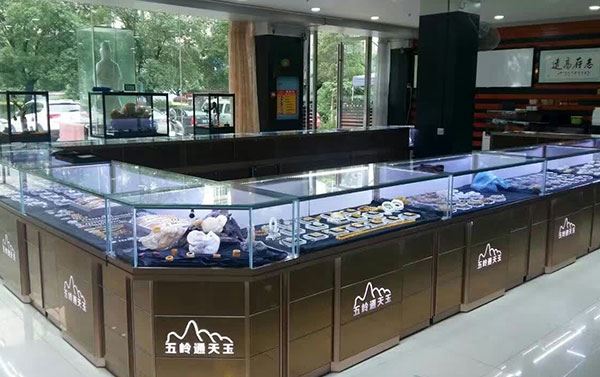 珠宝展柜设计容易吗?应该考虑哪些因素? (珠宝展柜设计容易吗？应该考虑哪些因素？)