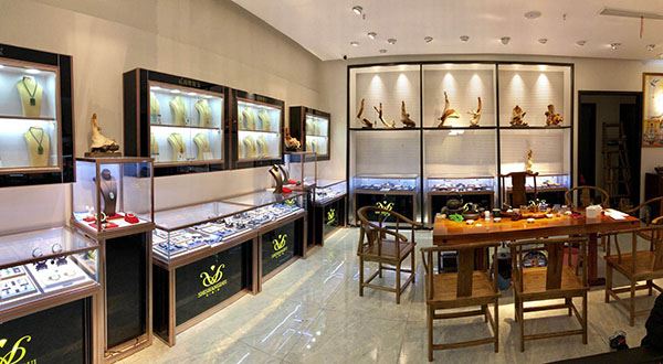 怎样选择性价比高的珠宝展柜厂家 (如何选择性价比高的珠宝展示柜厂家)