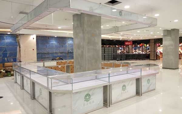 珠宝柜台供应找哪厂家? (我在哪里可以找到一个制造商的珠宝供应柜台？)