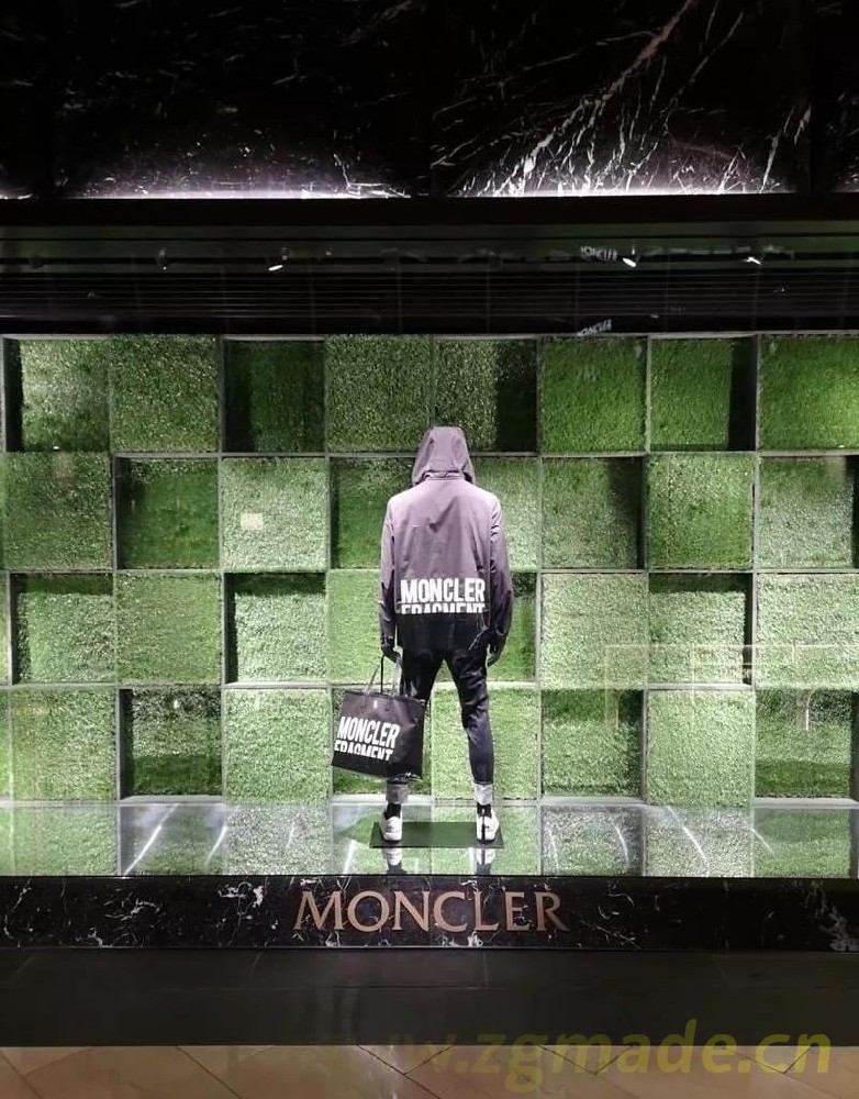 实体零售店陈列设计的多元化界面空间感