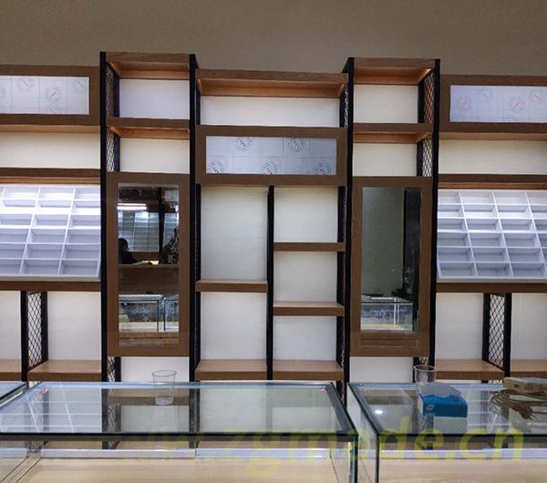 展柜材料有哪些？它的分类是怎样的？