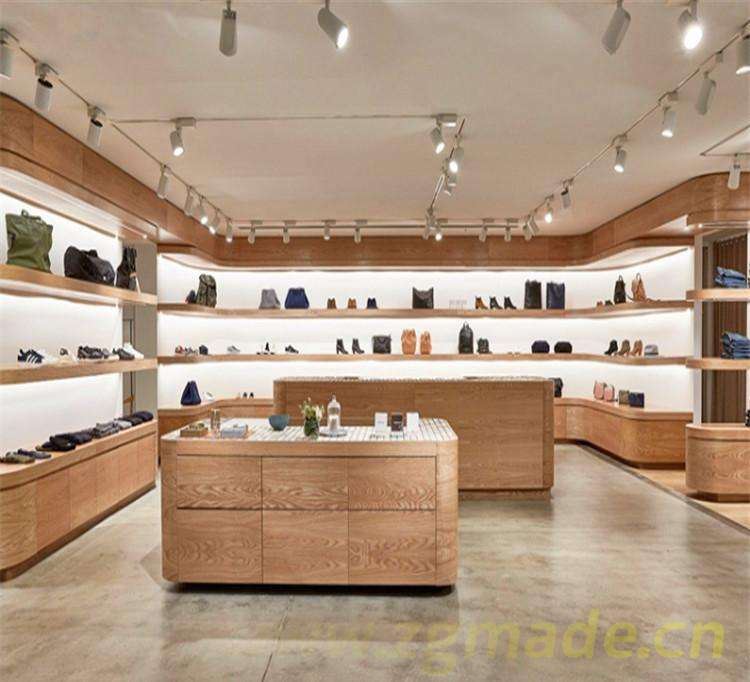 用烤漆展示柜吸引用户有哪些方法?