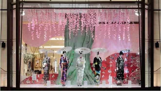 女装店铺服饰款式太多怎么办，女装店铺服饰陈列方法