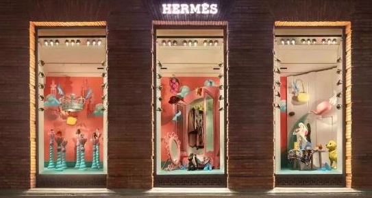 服装店陈列在圣诞节怎么做,圣诞陈列服装视觉设计