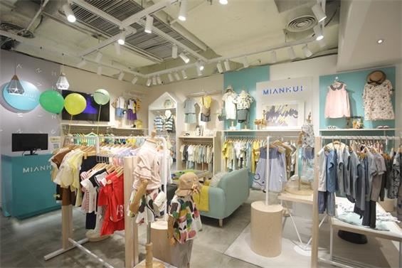 童装店怎么陈列设计才能吸引小顾客？陈列技巧分享