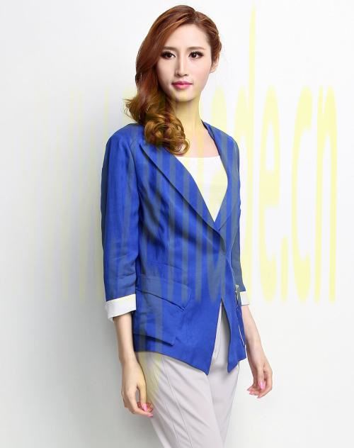 打底衫整体的色彩搭配,高腰复古中长款裙搭配打底衫