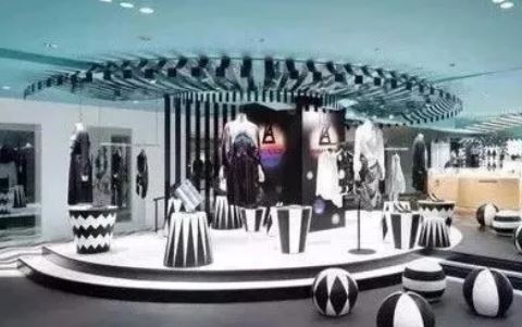 服饰颜色过多如何陈列，处理服饰店面颜色过多难题