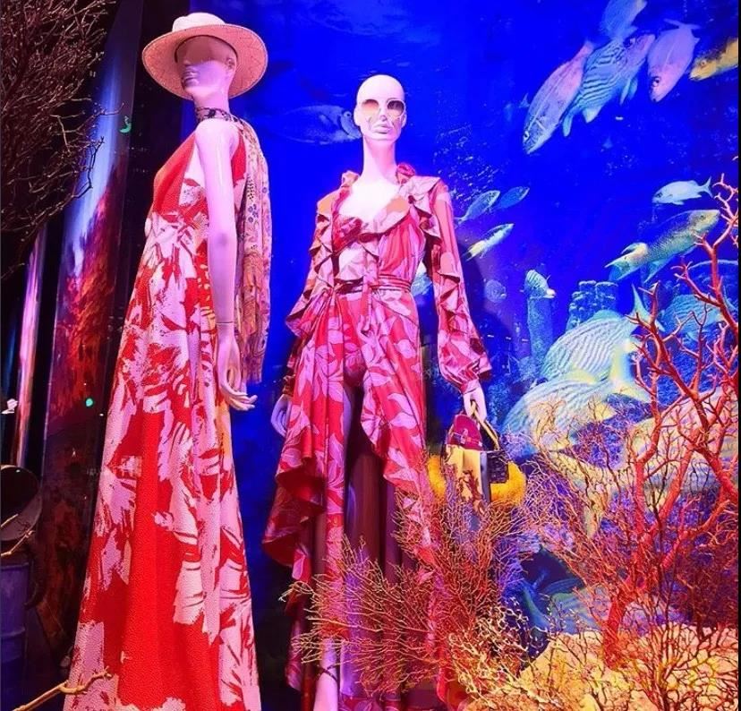 体验店橱窗设计的主导方向和总体风格定位