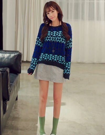 秋季短裙服装搭配的主题,秋冬季皮裙穿搭技巧颜色的方法