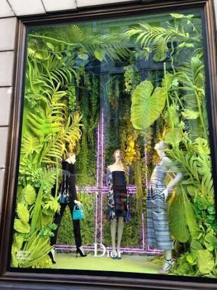 让我们来讲一下店铺陈列设计的意义在哪吧!