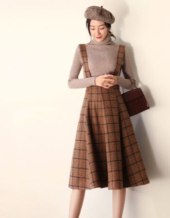 英伦复古格子背带裙服装搭配技巧,中长款连体针织裙穿搭服饰搭配时尚