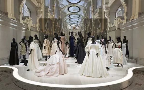 店铺陈列流水台沒有方位?流水台陈列技巧与关键点共享