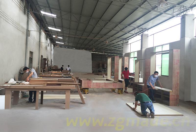 珠宝展柜的前景分析 (珠宝陈列柜的前景分析)