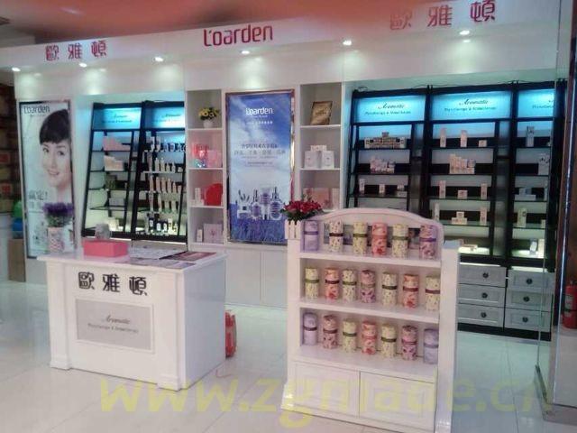展柜误区 (对橱窗的误解)
