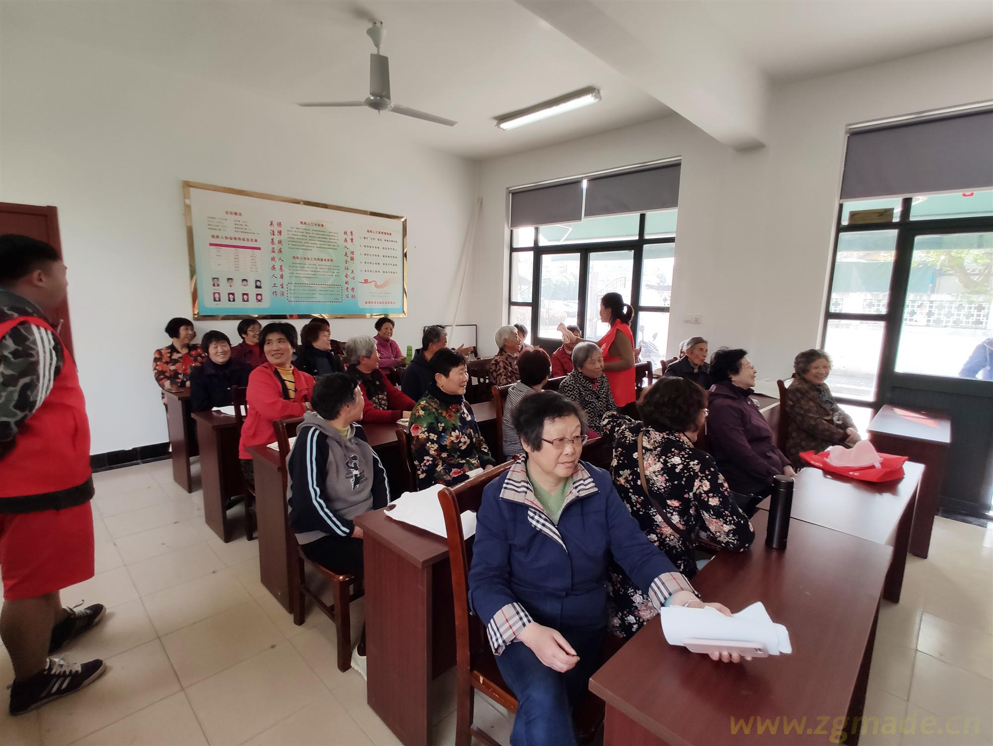 【灵闪公益行】垃圾分类 利国利民利社区 ()