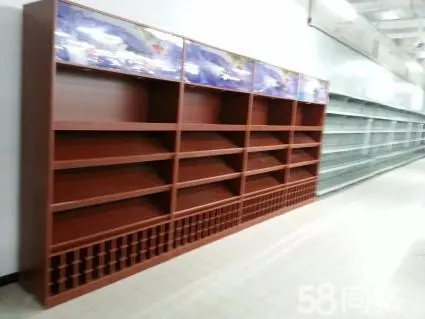玻璃展柜都有哪些优点？为何受欢迎？ (玻璃展示柜安全吗)