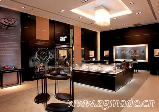 珠宝展柜的种类有哪些：小编与你细细谈 (珠宝展示柜设计风格有哪些)