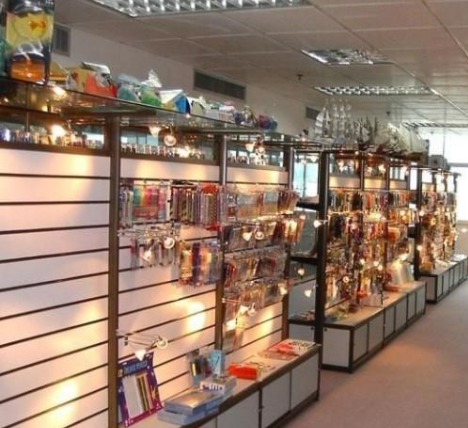 饰品展柜的格局及其美观度的设计 (展示柜的设计)