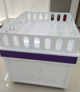 上海烤漆展柜的优势及其保养方式 (木质烤漆展柜)