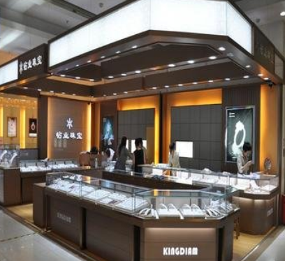 高端展柜的灯光照明设计及其色彩的影响 (展柜灯光色温)