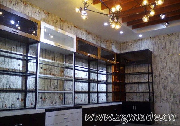 为什么要定制展柜？怎么选择定制的厂家？ (定制柜好不好)