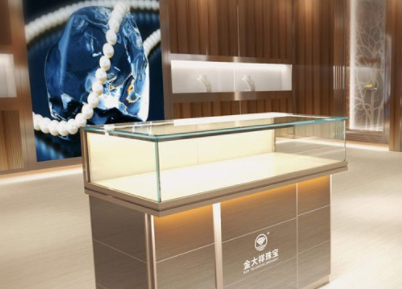 珠宝展示柜的价格影响因素有哪些?它的本钱主要表现在哪些方面? ()